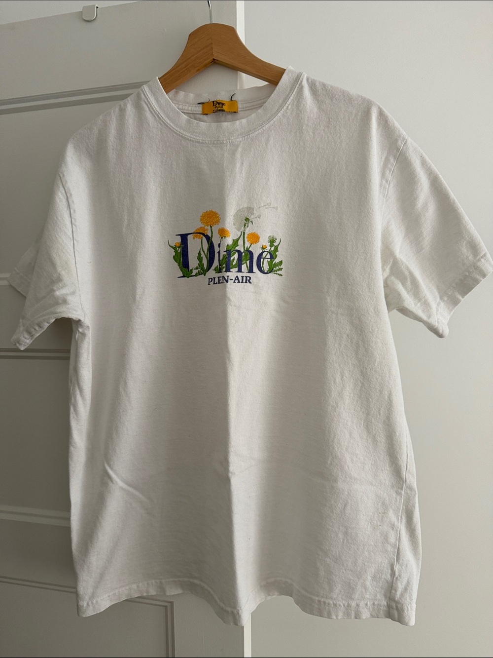 Dime Plen-Air White Graphic Tee with Yellow Florals